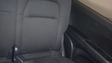 2016 Honda BR-V E CVT Prestige - Istimewa Seperti Baru (s-4) 2016 Honda BR-V E CVT Prestige - Istimewa Seperti Baru (s-4)