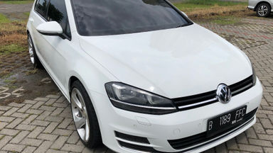 2013 Volkswagen Golf MK 7 CBU Automatic - Sangat Terawat dan Bagus Pasti Puas (s-1) 2013 Volkswagen Golf MK 7 CBU Automatic - Sangat Terawat dan Bagus Pasti Puas (s-1)