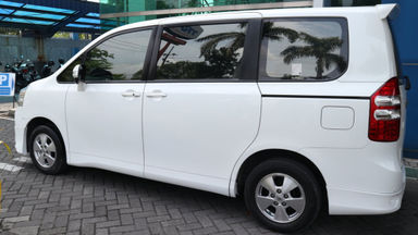 2013 Toyota Nav1 V lux - Terawat (s-1) 2013 Toyota Nav1 V lux - Terawat (s-1)
