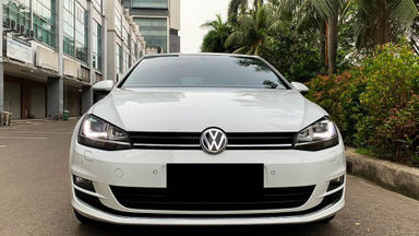 2017 Volkswagen Golf TSI - Mobil Pilihan (s-1) 2017 Volkswagen Golf TSI - Mobil Pilihan (s-1)