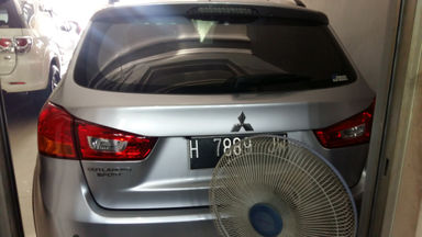 2015 Mitsubishi Outlander 2.0 - Mulus Siap Pakai (s-7) 2015 Mitsubishi Outlander 2.0 - Mulus Siap Pakai (s-7)