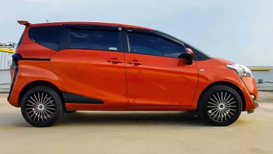2016 Toyota Sienta V - Mobil Pilihan (s-3) 2016 Toyota Sienta V - Mobil Pilihan (s-3)