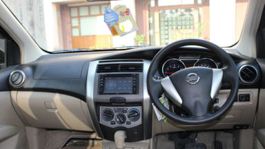 2013 Nissan Grand Livina xv - Pemakaian Sangat Apik Dan Siap Pakai (s-6) 2013 Nissan Grand Livina xv - Pemakaian Sangat Apik Dan Siap Pakai (s-6)