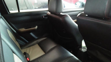 2009 Suzuki Swift st - Mobil siap pakai (s-5) 2009 Suzuki Swift st - Mobil siap pakai (s-5)