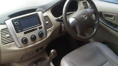 2012 Toyota Kijang Innova G - Bersih Rapi Mulus Pajak Panjang (s-2) 2012 Toyota Kijang Innova G - Bersih Rapi Mulus Pajak Panjang (s-2)