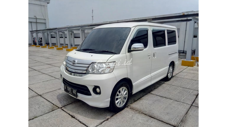 Jual Mobil Bekas 2015 Daihatsu Luxio X Jakarta Utara 00cj258 Garasi Id