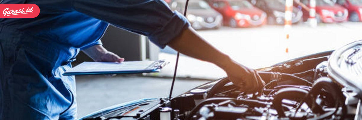 Perbedaan servis dan tune up mobil