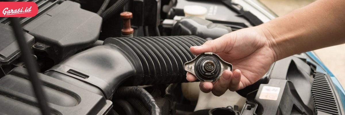 Servis & Ganti Oli Berkala Agar Mobil Prima!