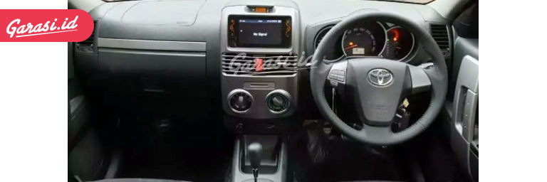 Membeli Mobil Bekas Toyota Rush, Coba Lakukan Ini Inspeksi Mobil