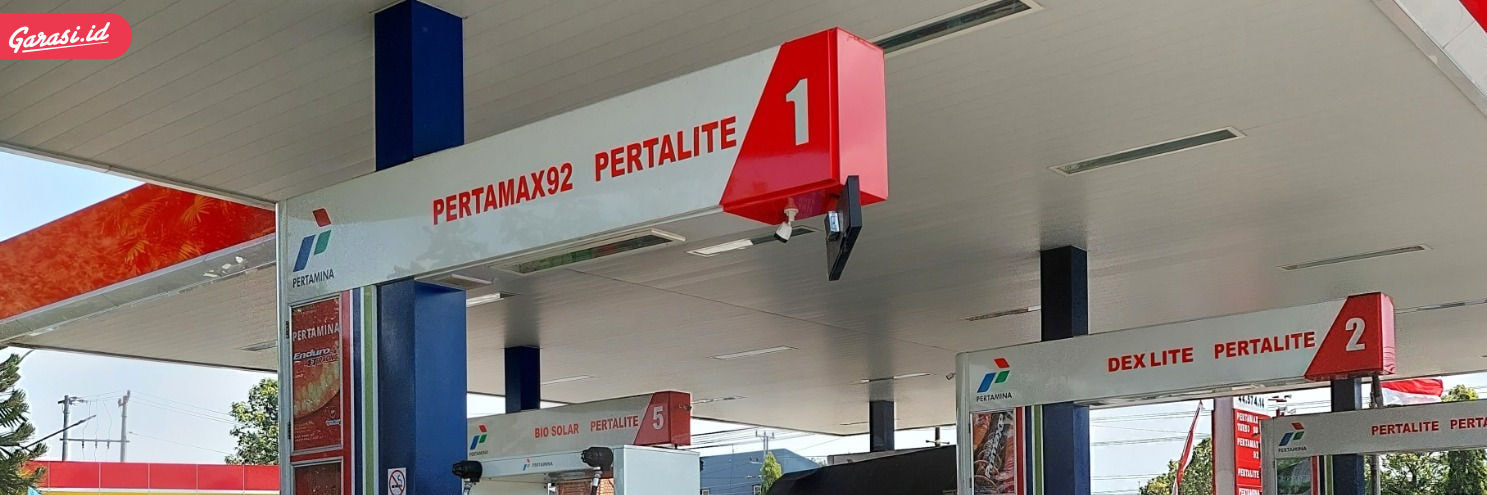 Tergiur Beralih ke Pertalite? Pahami Dampaknya ke Mesin Mobil