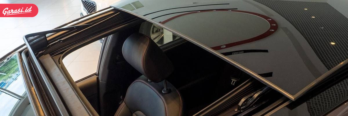 Sunroof mobil