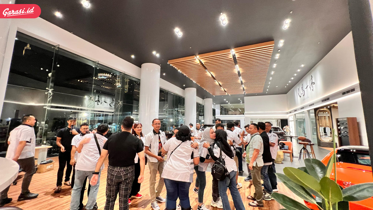 Jaga Silaturahmi Antar Anggota, Komunitas M2Unity  Gelar Halal bi Halal di Mazda Showroom Simprug