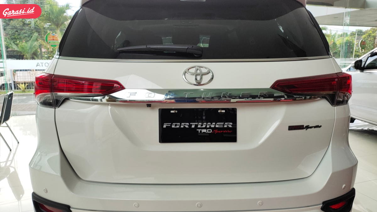 Tampilan Baru Toyota Fortuner Facelift 2020, Si Pelopor Kelas SUV 7 Seater