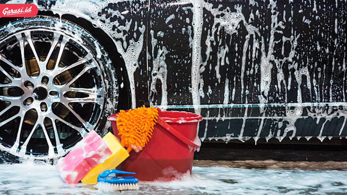Cuci Mobil Kesayangan Kamu Agar Lebih Kinclong Dan Terawat