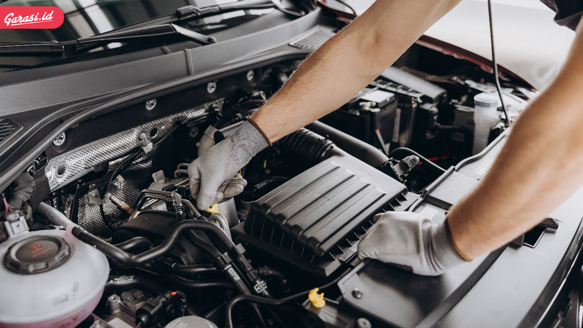 Jangan Berangkat Dulu! 5 Hal yang Harus Dicek Sebelum Perjalanan Jauh dengan Mobil