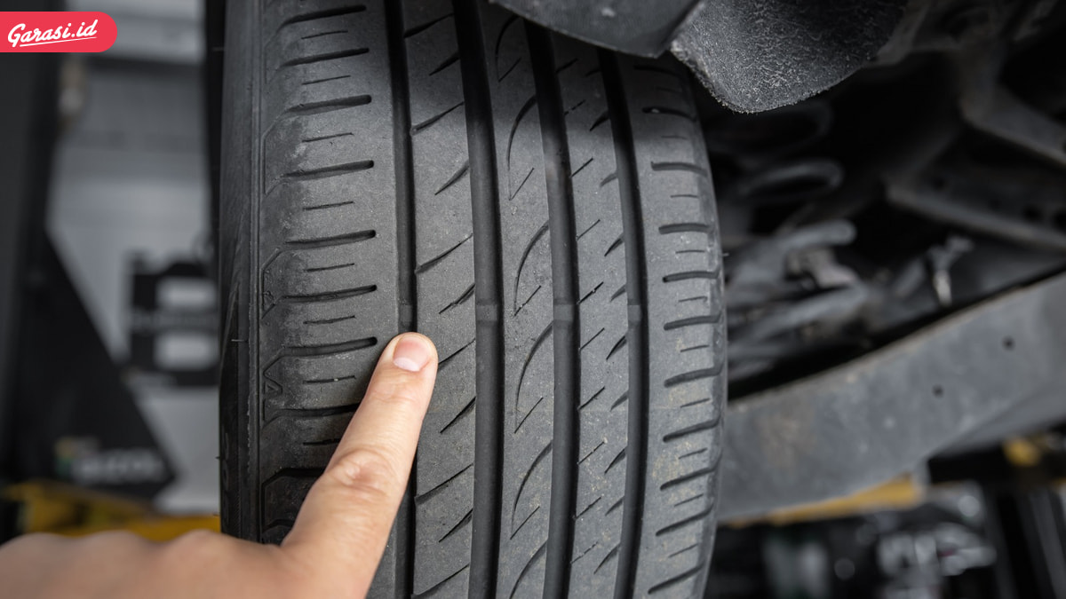 Perawatan Ban Mobil di Musim Hujan demi Keselamatan Berkendara