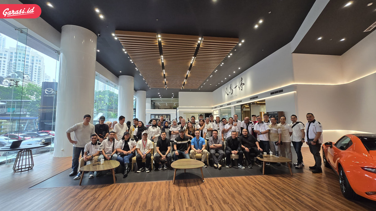 Jaga Silaturahmi Antar Anggota, Komunitas M2Unity  Gelar Halal bi Halal di Mazda Showroom Simprug