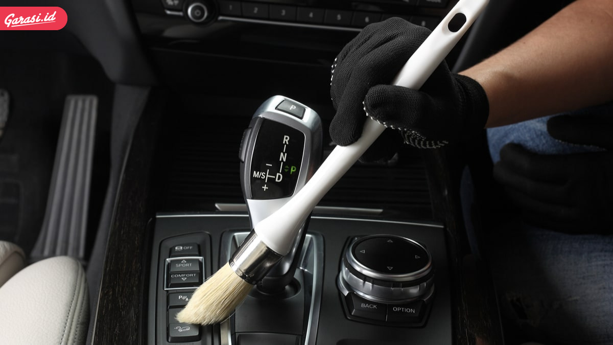 Jangan Dibiarkan Kotor! Tips Jaga Kebersihan Interior Mobil Tanpa ke Salon