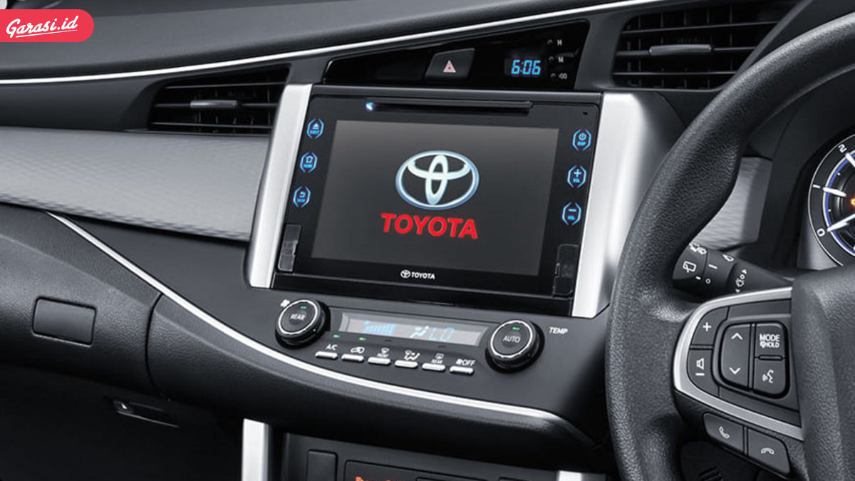 Toyota Innova dan Venturer Itu Berbeda, Begini Penjelasannya