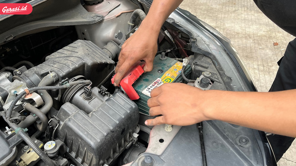 Jangan Berangkat Dulu! 5 Hal yang Harus Dicek Sebelum Perjalanan Jauh dengan Mobil