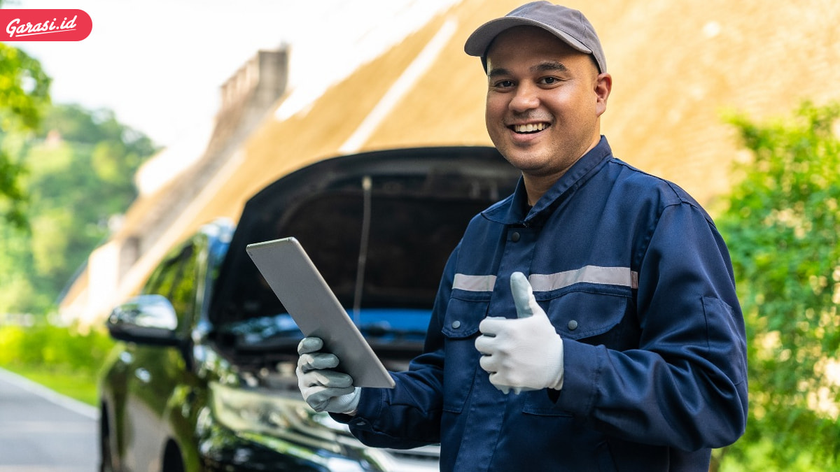 Terjebak di Keramaian? Ini Tips Berkendara Agar Tetap Aman