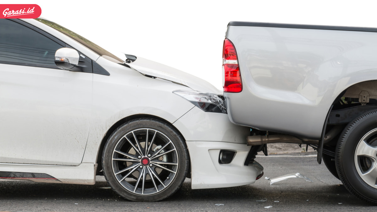 Ban Mobil Kempes Bisa Berpotensi Kecelakaan