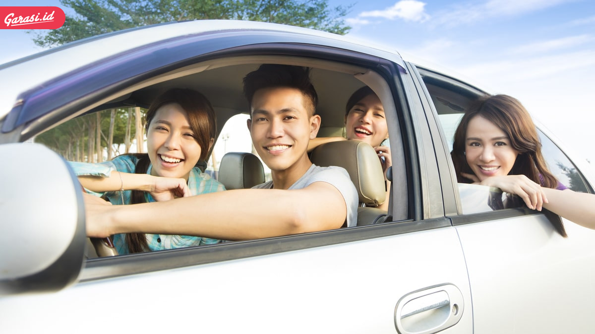 8 Tips Jitu Mengatasi Kantuk Saat Menyetir Dengan Mobil