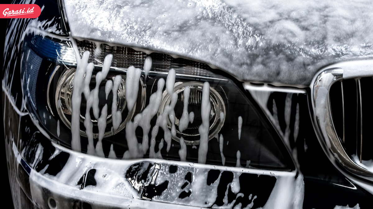 Cuci Mobil Secara Berkala
