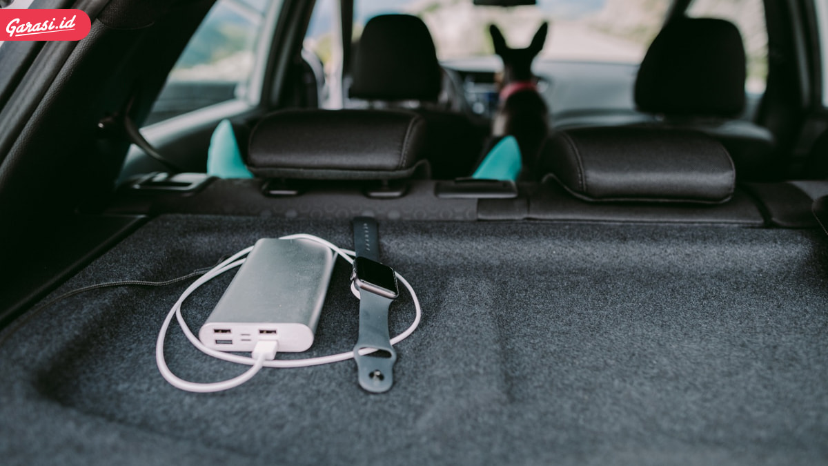 Dianggap Remeh! Ini 5 Barang yang Gak Boleh Ditinggal di Mobil!