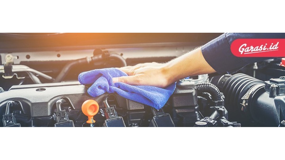 Bersihkan Mobil Hingga Ke Mesin, Memang Boleh? Perawatn Mobil