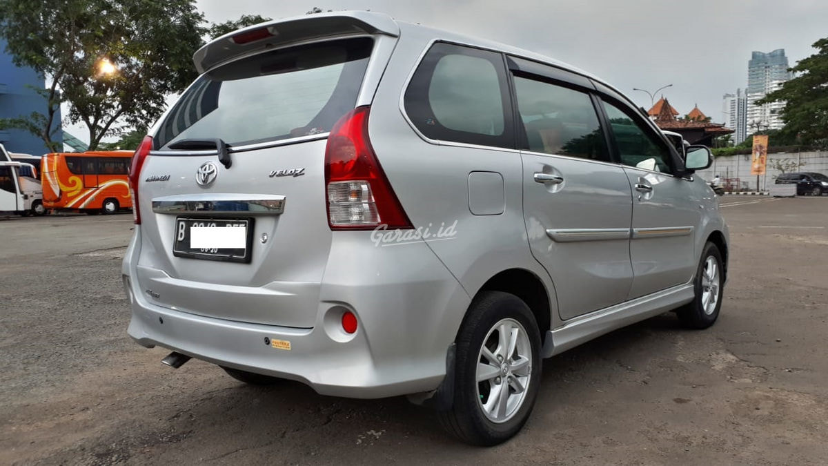 Jual Mobil Bekas 2015 Toyota Avanza Veloz Jakarta Pusat 00em558