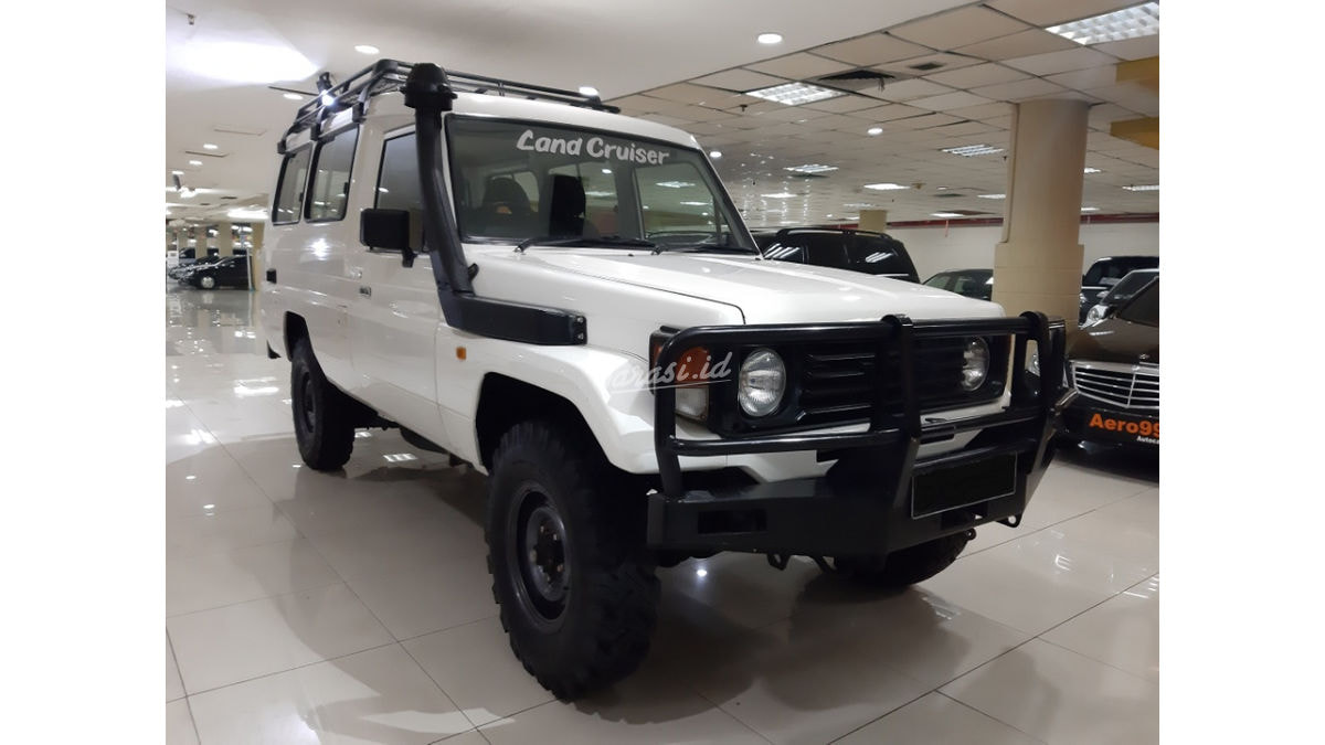 Kekurangan Jual Land Cruiser Top Model Tahun Ini