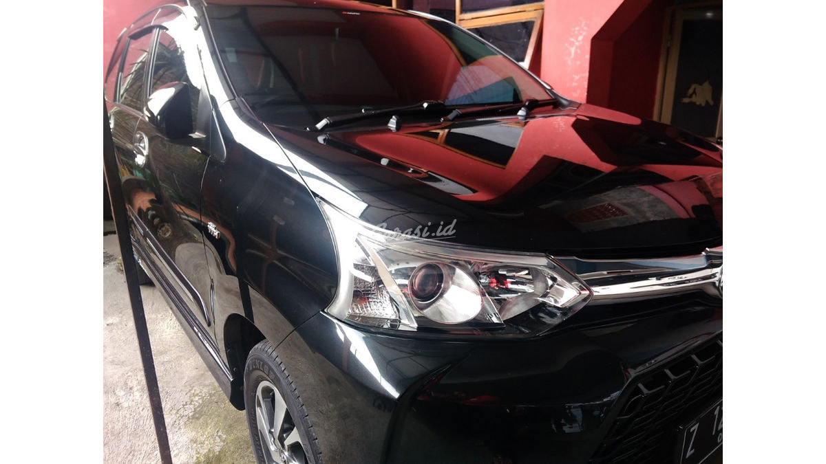 Jual Mobil Bekas 2016 Toyota Avanza Veloz 15 Mt Garut 00f0242