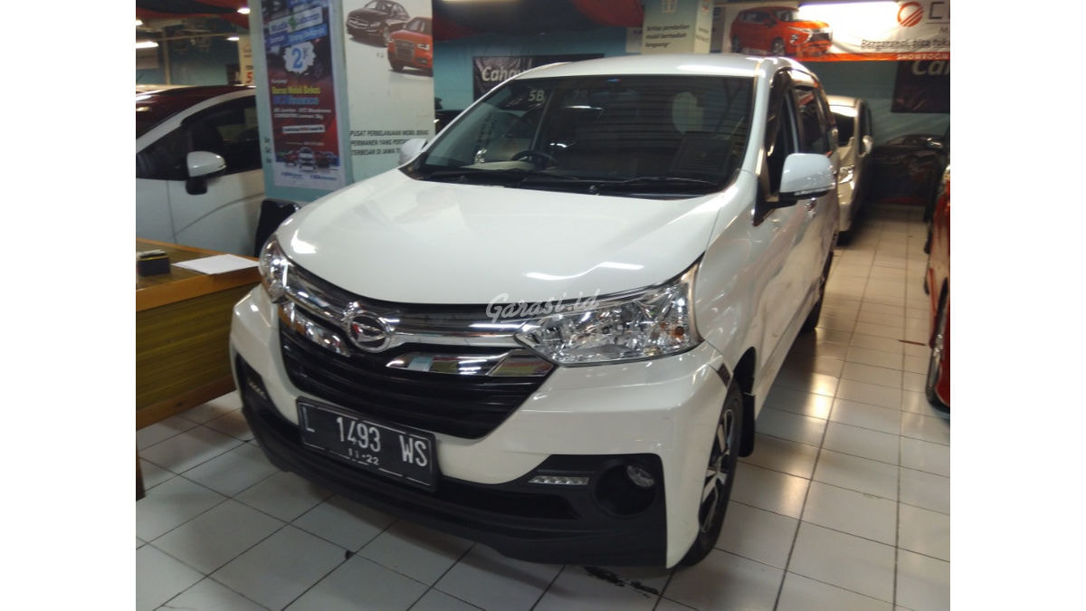 Jual Mobil Bekas 2017 Daihatsu Xenia R Sporty Surabaya 00bj504