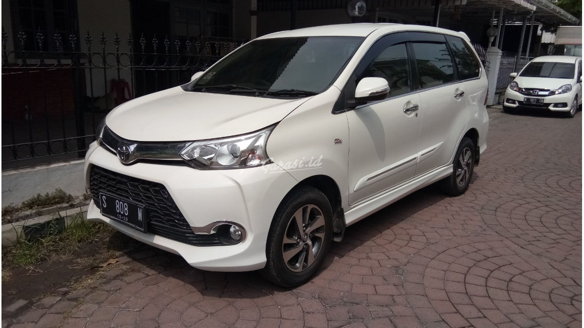 Jual Mobil Bekas 2015 Toyota Avanza 15 Veloz Matic Surabaya