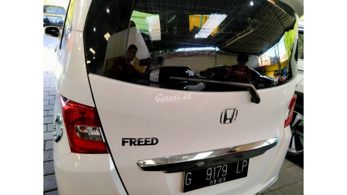 Jual Mobil Bekas 17 Honda Freed Psd Kota Semarang 00jn369 Garasi Id