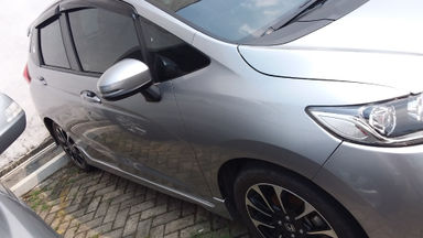 2016 Honda Jazz RS - Good Condition, siap pakai Mulus Terawat (s-2) 2016 Honda Jazz RS - Good Condition, siap pakai Mulus Terawat (s-2)