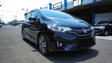2014 Honda Jazz RS 1,5 - Mobil Pilihan (s-1) 2014 Honda Jazz RS 1,5 - Mobil Pilihan (s-1)