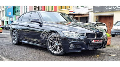 2016 BMW 330i M SPORT 2016 BMW 330i M SPORT