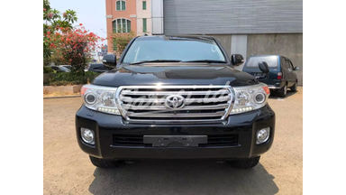 2014 Toyota Land Cruiser VK - Barang Bagus Dan Harga Menarik 2014 Toyota Land Cruiser VK - Barang Bagus Dan Harga Menarik