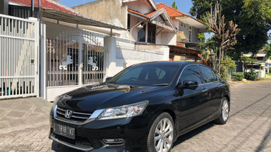 2013 Honda Accord VTIL Automatic - "KM 32rb" Record Service (s-2) 2013 Honda Accord VTIL Automatic - "KM 32rb" Record Service (s-2)