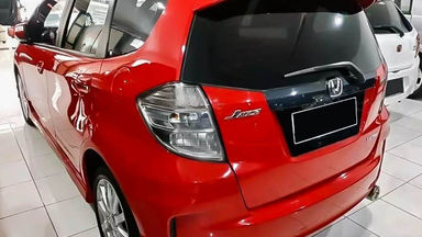 2014 Honda Jazz RS - Mobil Pilihan (s-2) 2014 Honda Jazz RS - Mobil Pilihan (s-2)