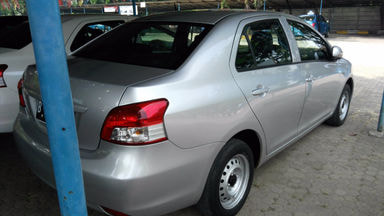 2012 Toyota Limo - Barang Cakep (s-3) 2012 Toyota Limo - Barang Cakep (s-3)