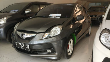 2014 Honda Brio E - Kondisi Ok & Terawat (s-0) 2014 Honda Brio E - Kondisi Ok & Terawat (s-0)