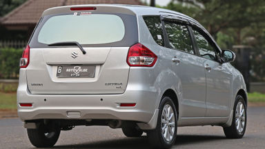 2015 Suzuki Ertiga GL - Dp 16Jt nego setelah lihat mobil (s-4) 2015 Suzuki Ertiga GL - Dp 16Jt nego setelah lihat mobil (s-4)