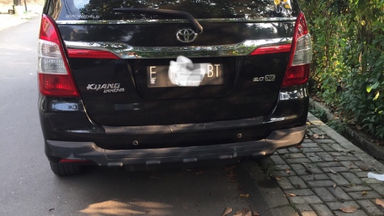 2010 Toyota Kijang Innova 2.0 V - Barang Bagus Siap Pakai (s-2) 2010 Toyota Kijang Innova 2.0 V - Barang Bagus Siap Pakai (s-2)