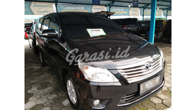 2012 Toyota Kijang Innova V - Terawat Siap Pakai 2012 Toyota Kijang Innova V - Terawat Siap Pakai