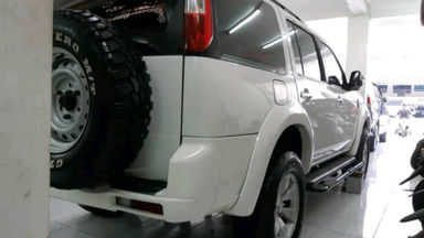 2010 Ford New Everest 2.5 L 4x4 2.4 - Barang kayak baru cat Ori smua kilometer asli (s-5) 2010 Ford New Everest 2.5 L 4x4 2.4 - Barang kayak baru cat Ori smua kilometer asli (s-5)
