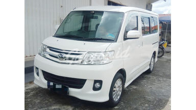 2013 Daihatsu Luxio X - Istimewa 2013 Daihatsu Luxio X - Istimewa