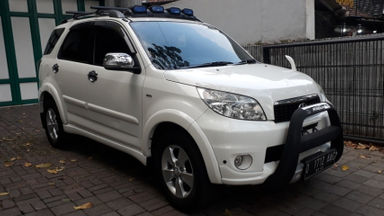 2013 Toyota Rush S - Simulasi Kredit Tersedia 2013 Toyota Rush S - Simulasi Kredit Tersedia